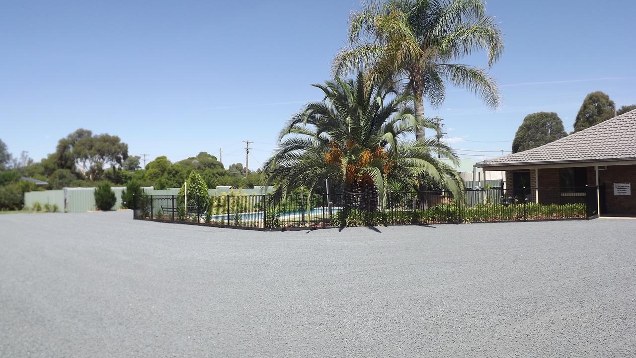 Culcairn Motor Inn Экстерьер фото