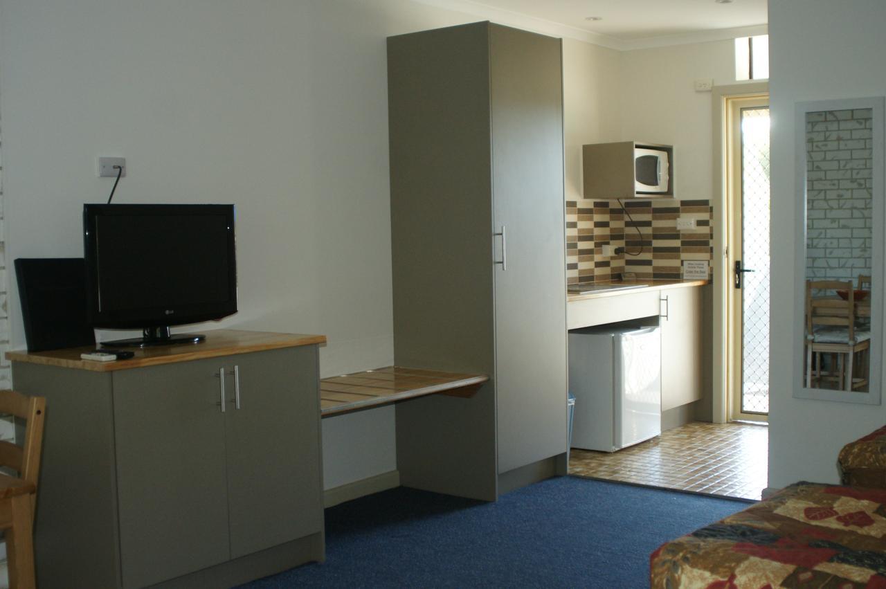 Culcairn Motor Inn Экстерьер фото