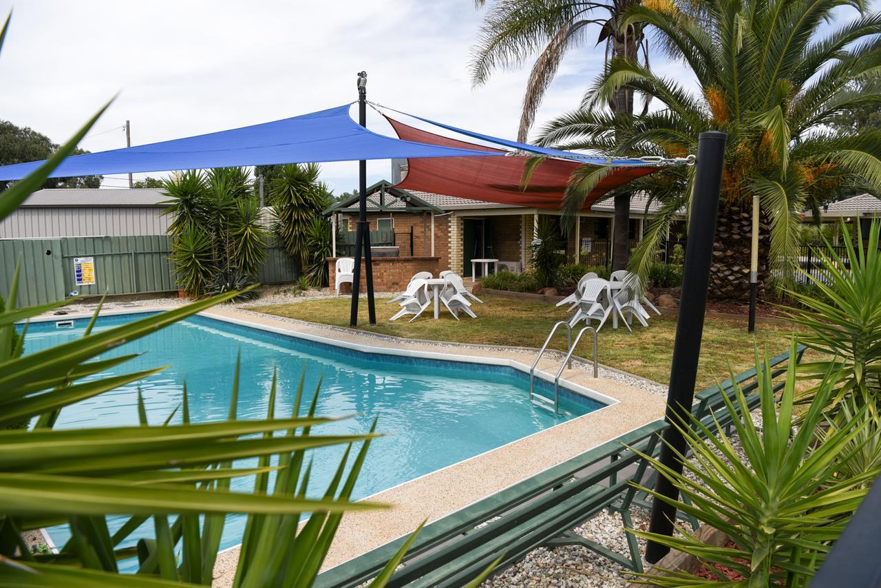 Culcairn Motor Inn Экстерьер фото